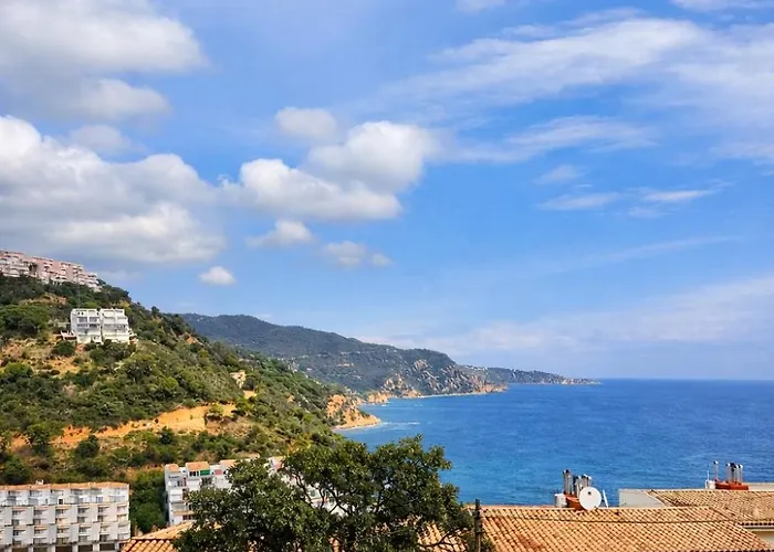 Cala Paradiso Апартаменты *