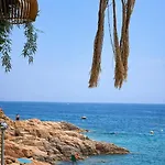 Apartament Cala Paradiso *